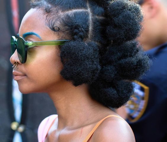 13 Natural Hairstyles For the Holidays